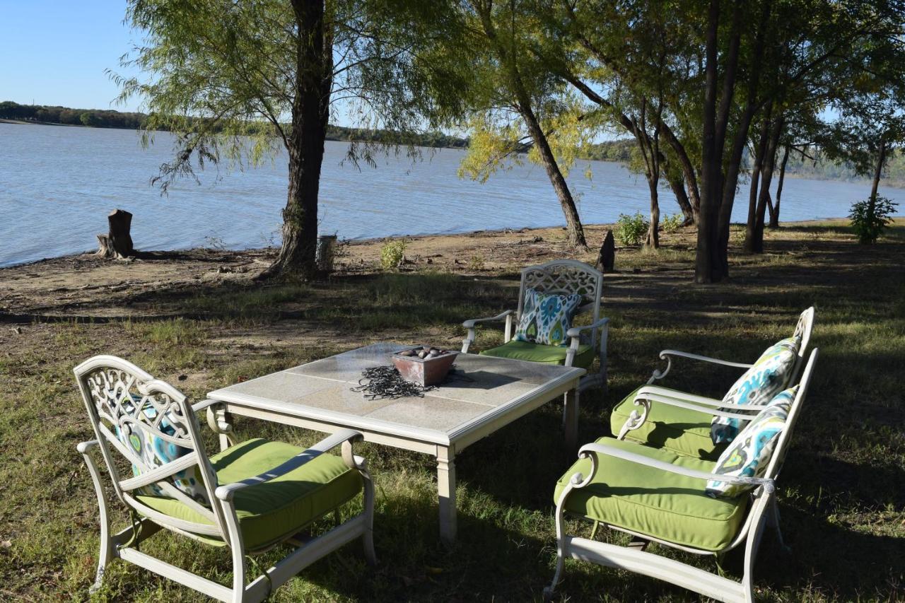 Lake Front Cottage Little Elm Exterior photo